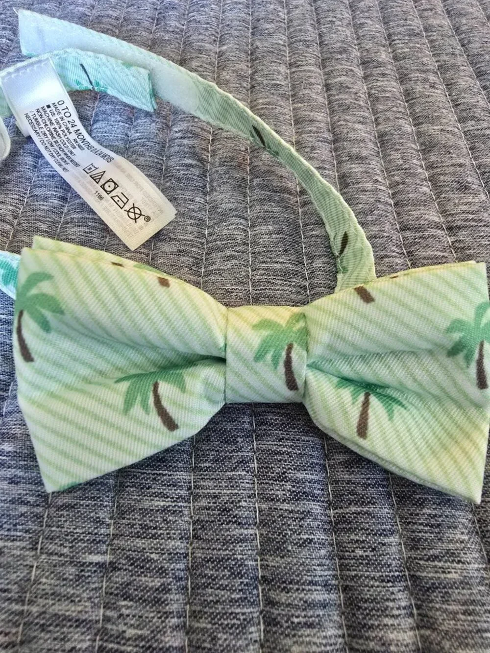 Janie and Jack Palm Tree Bow Tie – NWT – 0-24 Months